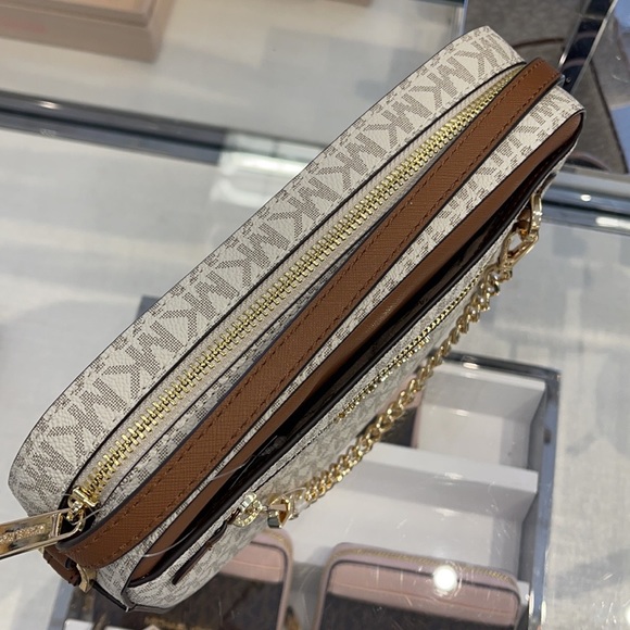 Michael Kors Jet Set Item Large East West Zip Chain MK Signature Crossbody Bag - Picture 12 of 15